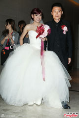 组图：米可白台北完婚 姚元浩直呼还不想结婚