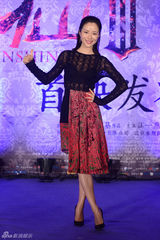 组图：《笔仙3》江一燕与小孩互动母性大发