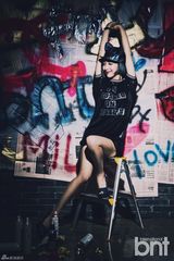 组图：f(x)成员Luna写真 百变造型魅力足