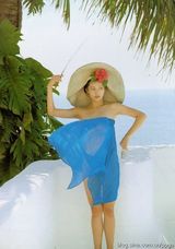 组图：徐若瑄早期性感写真曝光 青涩甜美