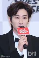 组图：SJ-M(Super Junior-M)出演新综艺 为粉丝当导游包住宿
