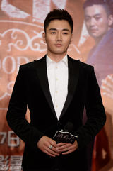 组图：《绣春刀》首映 张震刘诗诗亲密互动