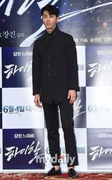 组图：《高跟鞋》首映 车胜元新作问世心情好