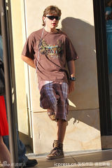 策划：MJ辞世五周年 流行之王温馨版爸爸去哪儿