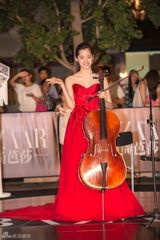 组图：众星现身芭莎时尚活动 现场星光熠熠