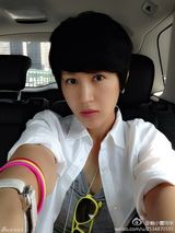 组图：《爸爸2》帅爸美妻比拼 萌娃到底遗传谁