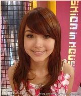 组图：周杰伦女友昆凌旧照曝光疑似整容