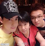 组图：星妈成主角！周杰伦李冰冰等曝妈妈美照