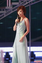 组图：2014港姐十强出炉 出水芙蓉白裙优雅