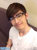 显微镜：在奔三的路上十分欢脱 张翰私照大盘点