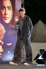 幻灯图集：《泪王子》台北首映 关颖高叉旗袍抢镜