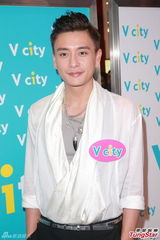 组图：黄宗泽未曾被捉奸 邓丽欣拒与方力申同居