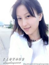 组图：杨子娇妻近照曝光 美艳时尚气质佳