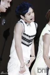 组图：韩团100%回归 变身明朗少年引期待