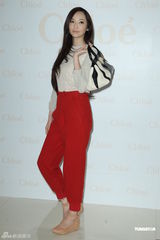 组图：吴佩慈下月巴黎庆生 找男友身高有要求