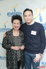 组图：张智霖个唱不加场 抱恙休息停操人鱼线