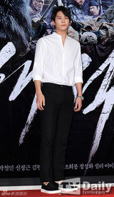 组图：《海盗》众星观影 SM艺人组团捧场