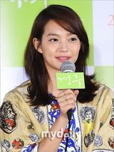 组图：《庆州》媒体首映 申敏儿复古花裙惹眼