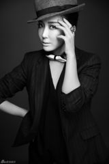 组图：杜若溪型男写真英气逼人 气场十足