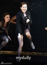 组图：IVY蕾丝镂空加黑丝 性感妖媚