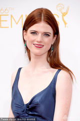 组图：《权力的游戏》罗斯-莱斯利仙女范儿十足