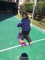 组图：《爸爸》萌娃欢乐多 天天卷发王诗龄变瘦