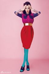 组图：甘露写真大胆撞色玩味时尚