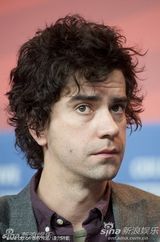 高清图：《未来》发布会 导演米兰达获两帅护花