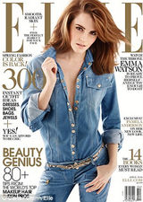 组图：艾玛变身火辣牛仔女郎 夹臂秀性感事业线