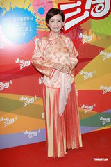 组图：曾志伟蒙嘉慧胡杏儿等录节目卖力演出