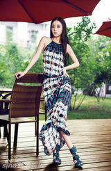 组图：赵丽颖杂志大片变身时尚摩登女郎