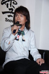 组图：伍佰第3次举办摄影展 预计12月推新专辑