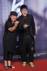 组图：《一生一世》首映 “大师兄”陈伟霆捧场