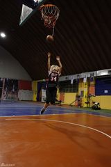 组图： 张欣奕大秀球技 李琦多亮齐呼“欣爷”