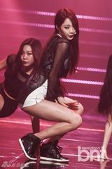 组图：Super Junior回归再夺冠 T-ara等女团性感大对决