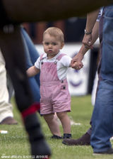 策划：乔治小王子满周岁 喜怒萌呆初成长