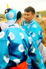 组图：爸爸2萌娃草原行 杨阳洋不再独宠多多