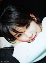 组图：刚力彩芽——短发女生也可以性感和可爱