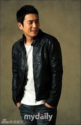 组图：韩国艺人朱尚旭拍男性服装品牌广告