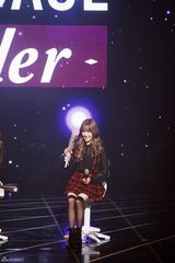 独家：少女时代TTS热辣献唱 下叉劈腿秀舞功