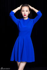 组图：高洋职业性感写真曝光 红唇小蟒腰诱惑