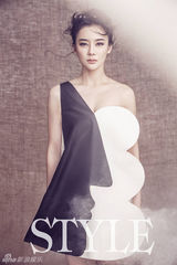 组图：袁姗姗杂志复古大片 尽显优雅小女人气质
