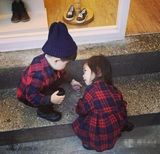 组图：韩国喜感小正太妹妹现身 兄妹萌样惹人爱