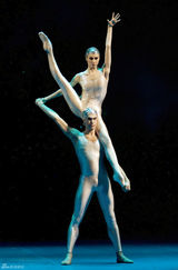 组图:女神也是女强人！俄首位当议员的芭蕾明星