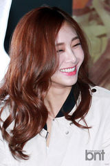 组图：《X战警》韩国试映 BEAST搞怪助阵