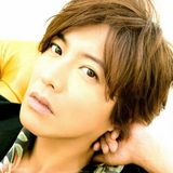 组图：木村拓哉13年冻龄未变 上杂志帅度爆表