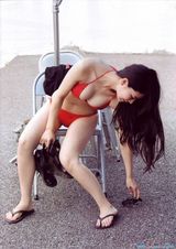 组图：33D仓持明日香写真集《耳垂》深沟有料