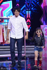 组图：郭敬明录快本临时换位 仍然遭遇“韩寒”