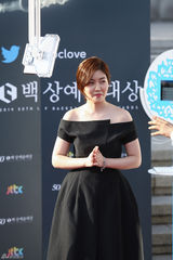 独家高清：又是一年百想红毯 众星云集争奇斗艳