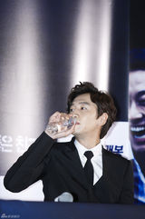 独家：《好朋友》三主演宣传新作 帅出新高度